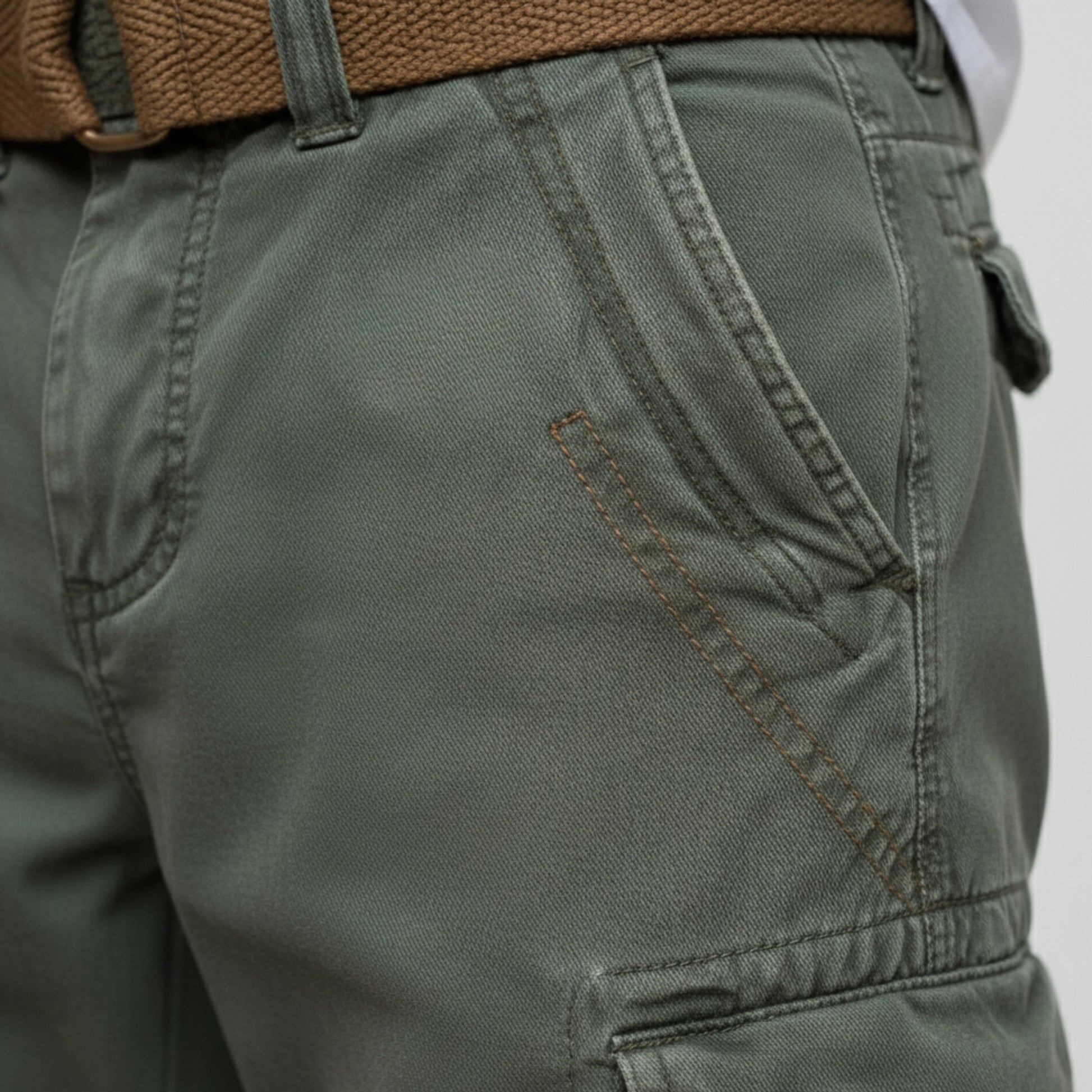 Men's Mid-Length Cargo Shorts with Multiple Pockets-Rilvee